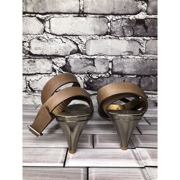 Nanette Lepore Silver Patent Brown Leather Ankle Straps Heels Women Sz 38EU/7.5M - Picture 4 of 16